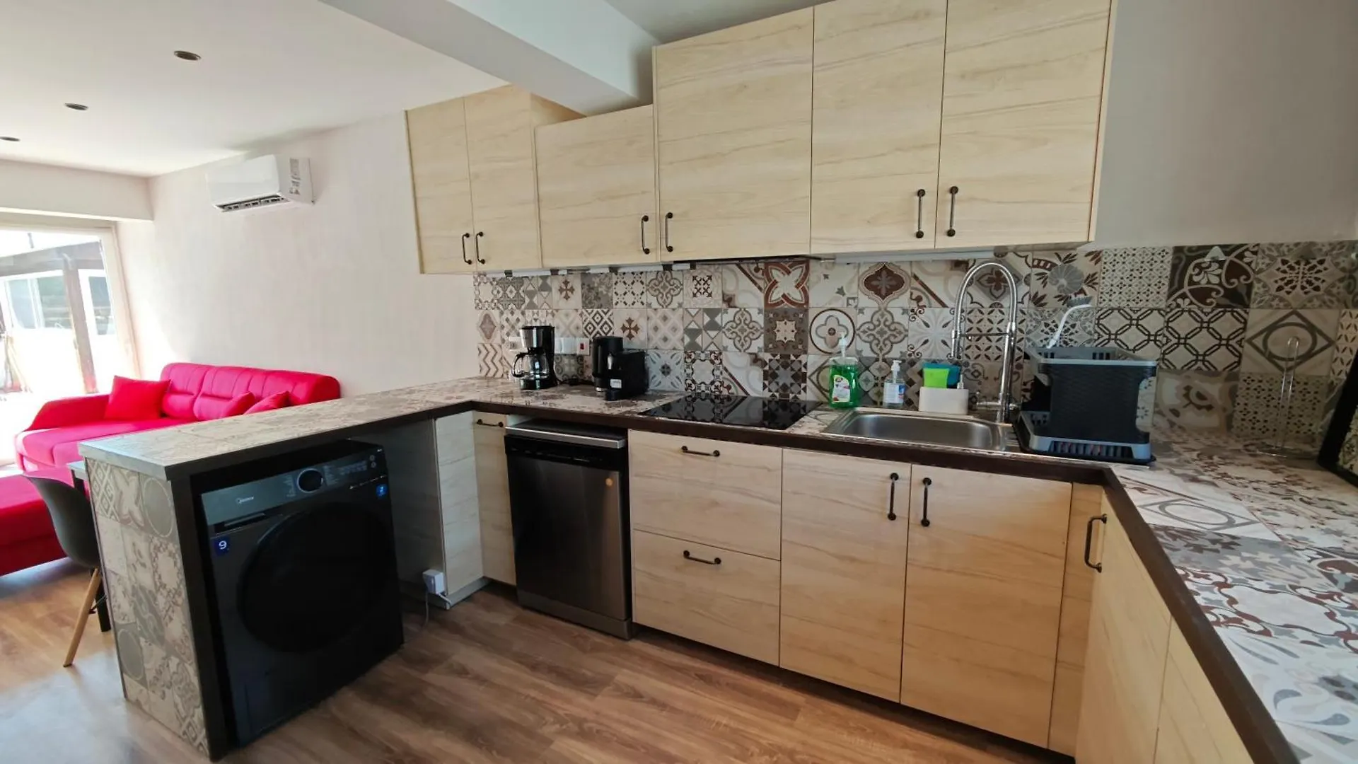 Daire Modern 1Br House With Garden Near Larnaca Beach & Airport